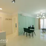 Miku Apartment-Elegant 1Bd Apartment At Olympic Residence
