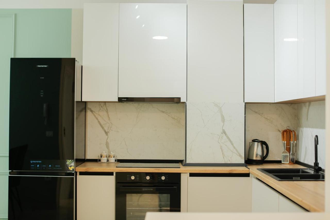 Miku Apartment-elegant 1bd At Olympic